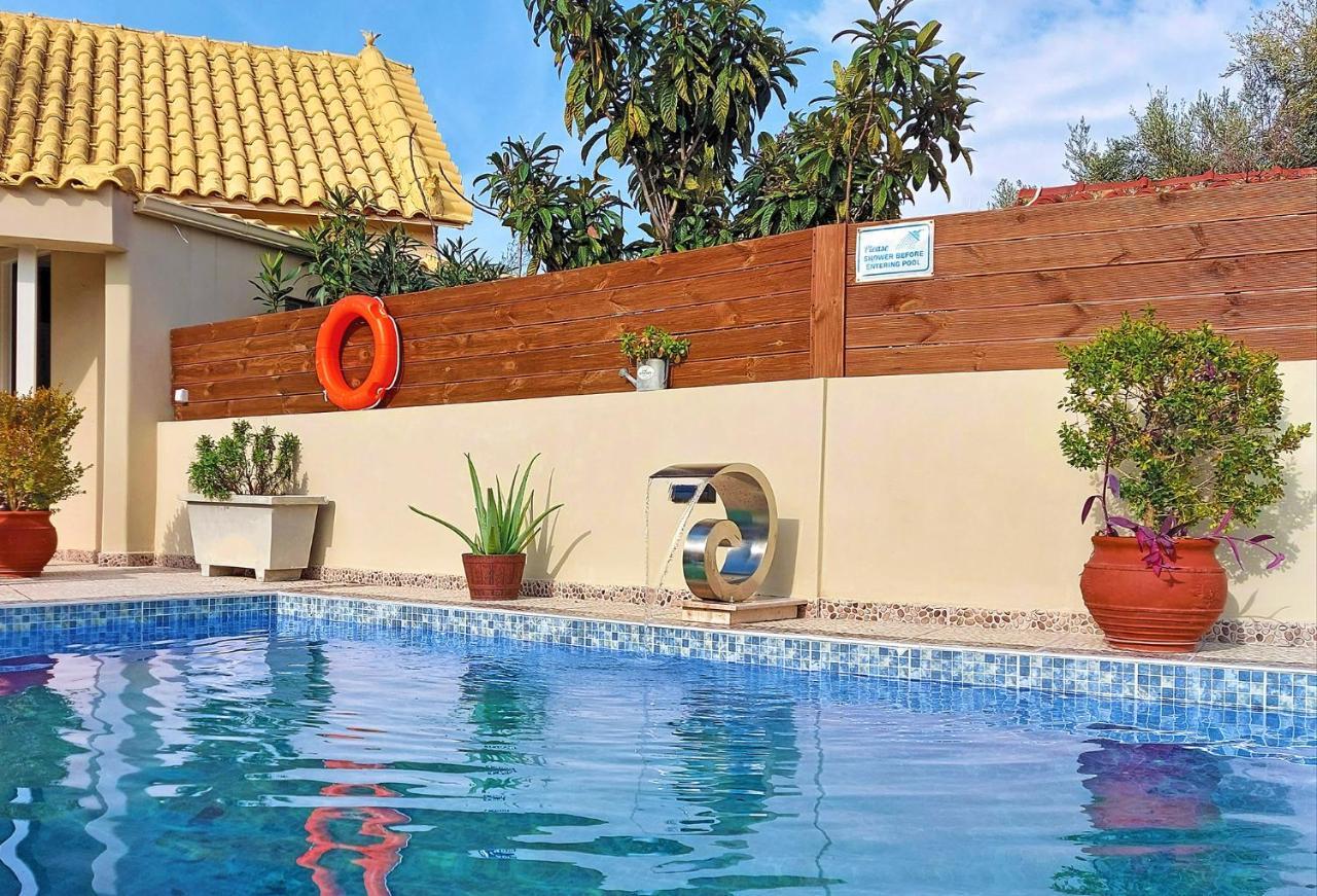 Coral Villa ตรากากิ ภายนอก รูปภาพ